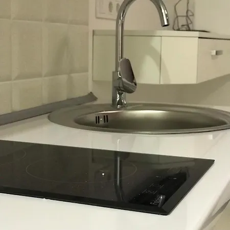 Ξενοδοχείο On Deribasovskaya 4*