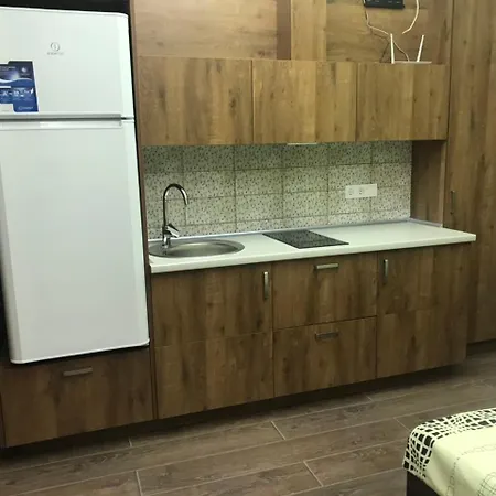 On Deribasovskaya 4* Οδησσός