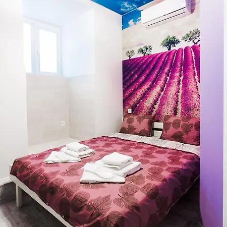 On Deribasovskaya Hotell