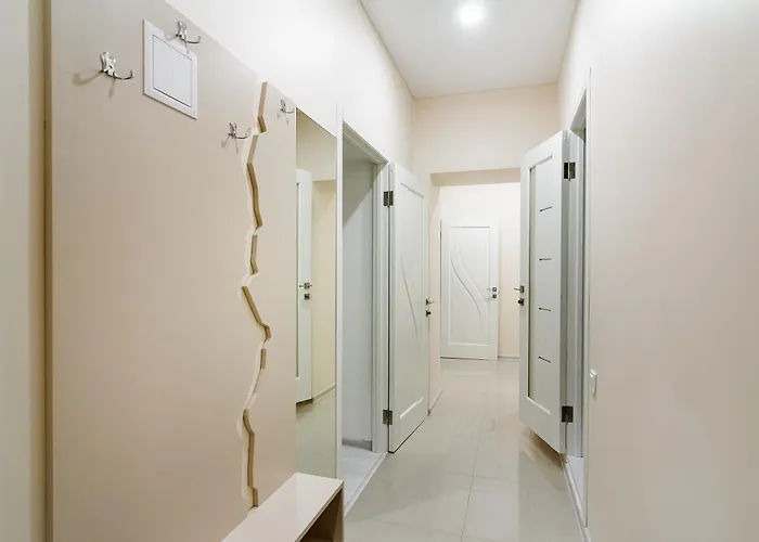 On Deribasovskaya 4*