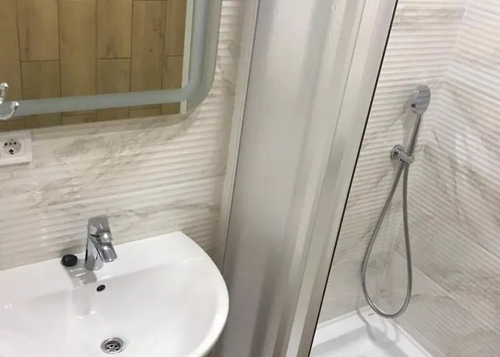 On Deribasovskaya Odessza