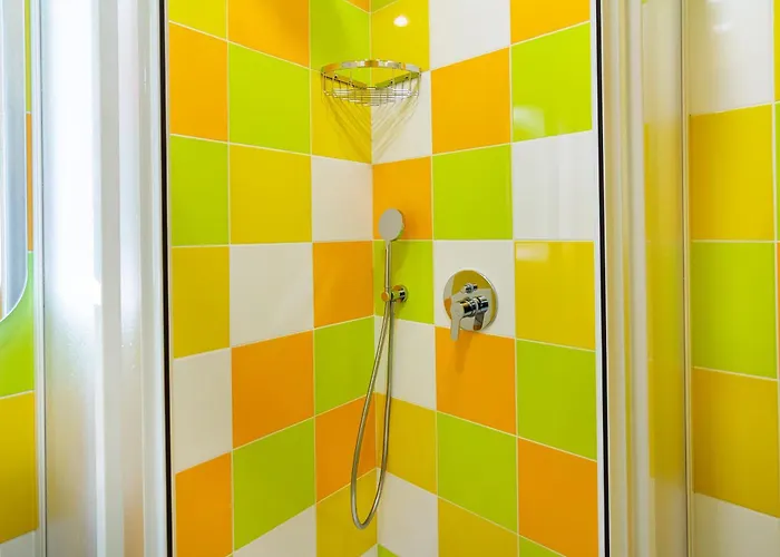 On Deribasovskaya 4* אודסה