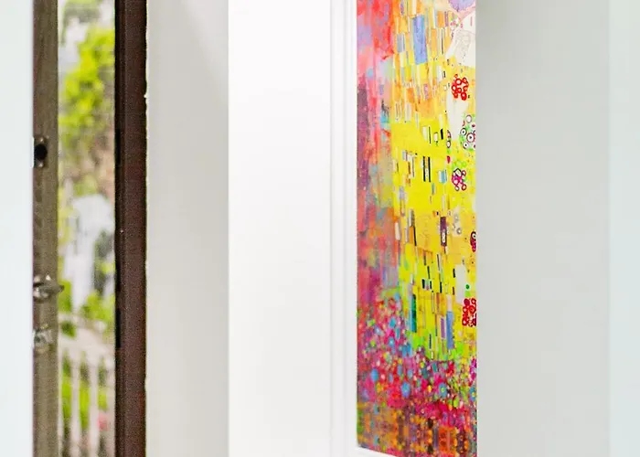 מלון On Deribasovskaya 4*