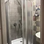 Готель On Deribasovskaya 4*