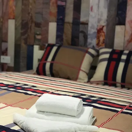 On Deribasovskaya Hotel Odessa