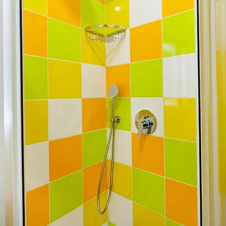 On Deribasovskaya 4* Odessa