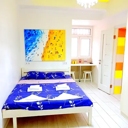 Hotel On Deribasovskaya 4*